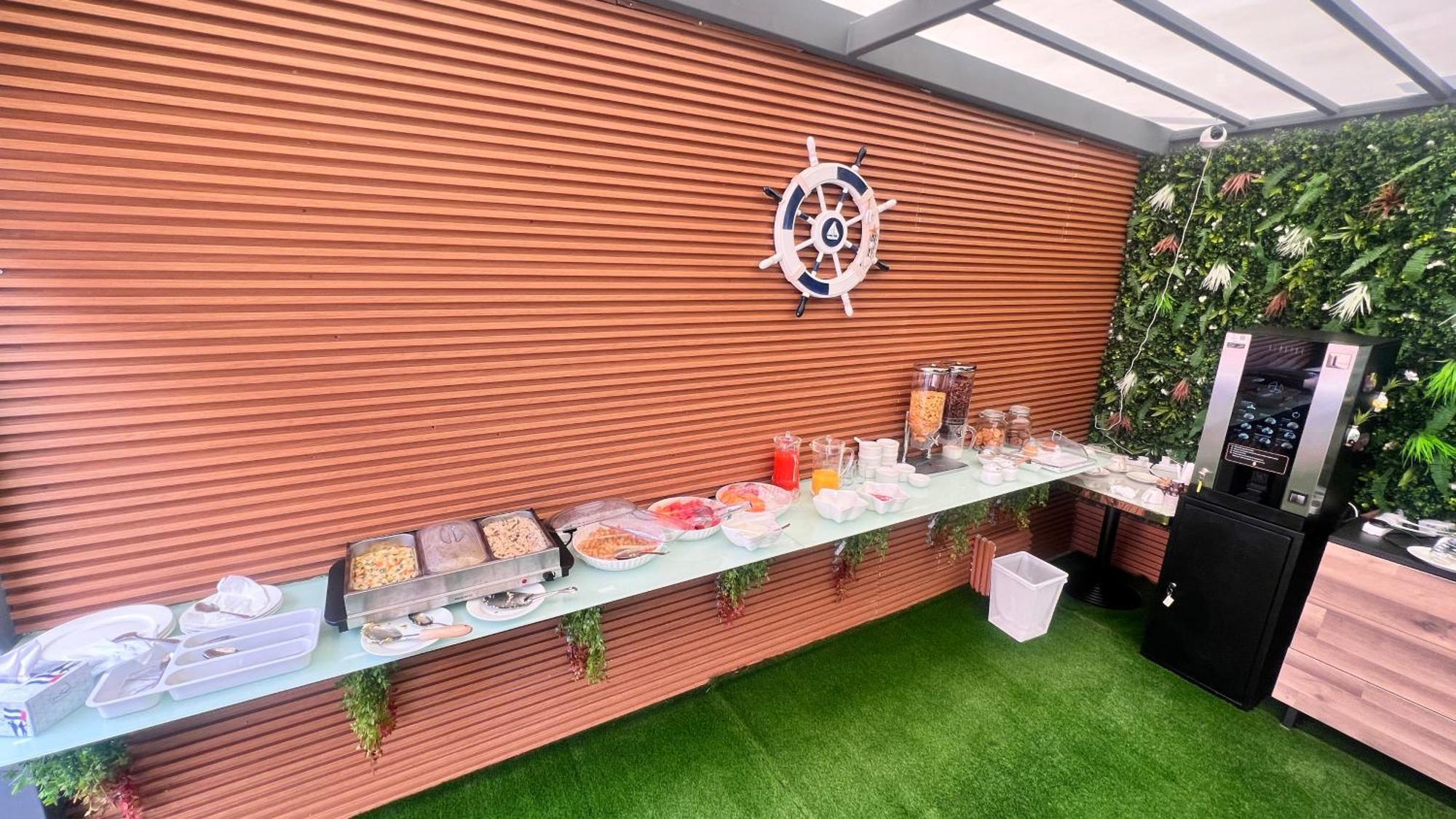 Boutique-Trade Center Bed and Breakfast Ντουμπάι Εξωτερικό φωτογραφία