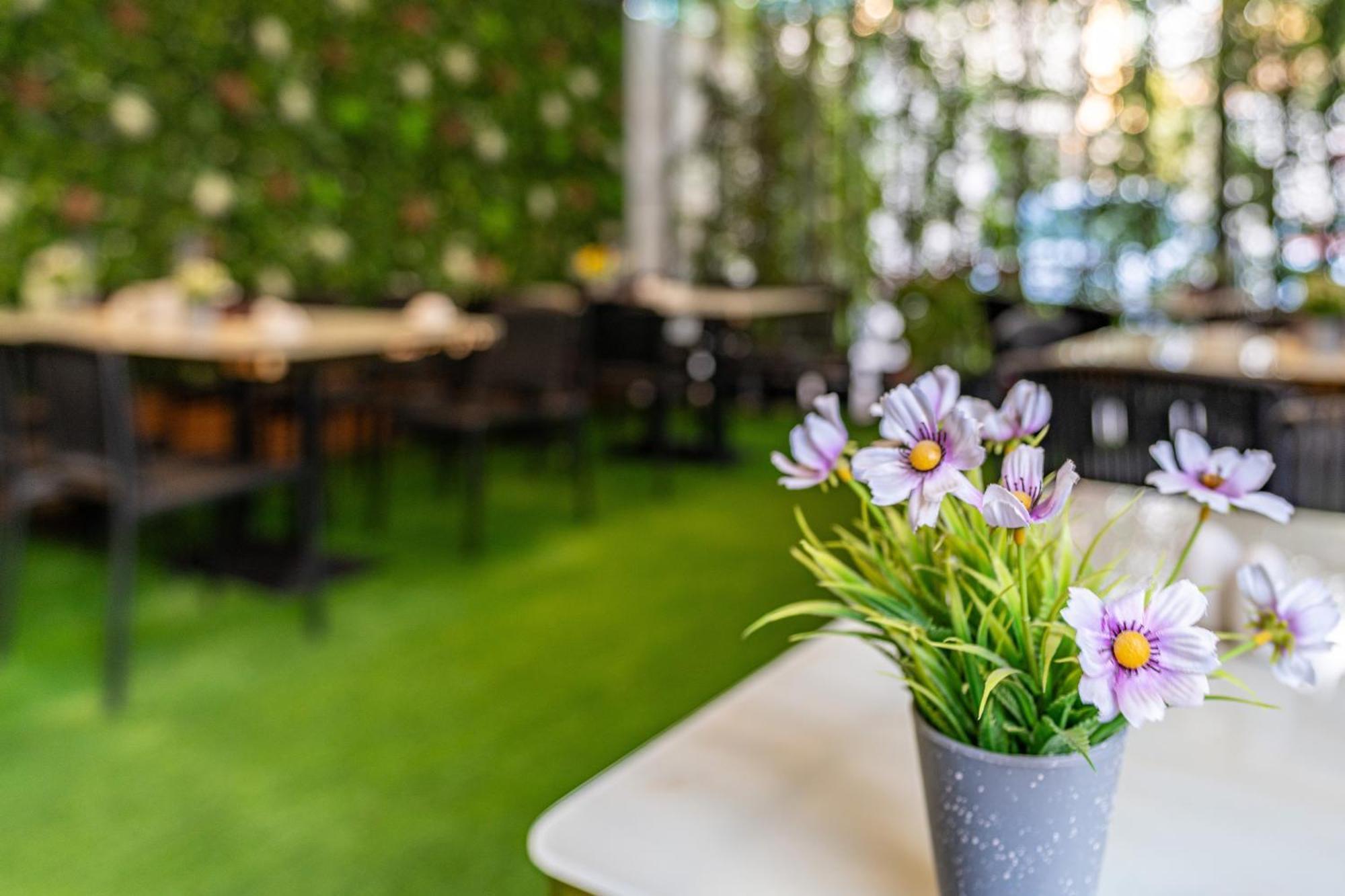 Boutique-Trade Center Bed and Breakfast Ντουμπάι Εξωτερικό φωτογραφία